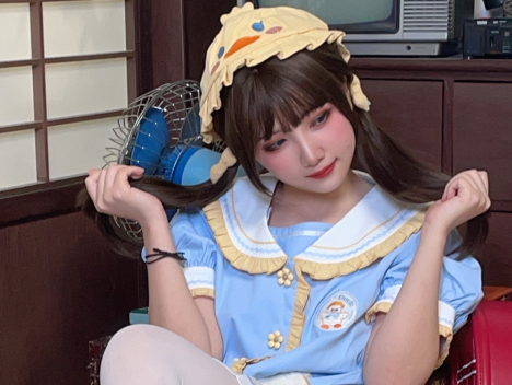 小和甜酒最新Cosplay写真合集